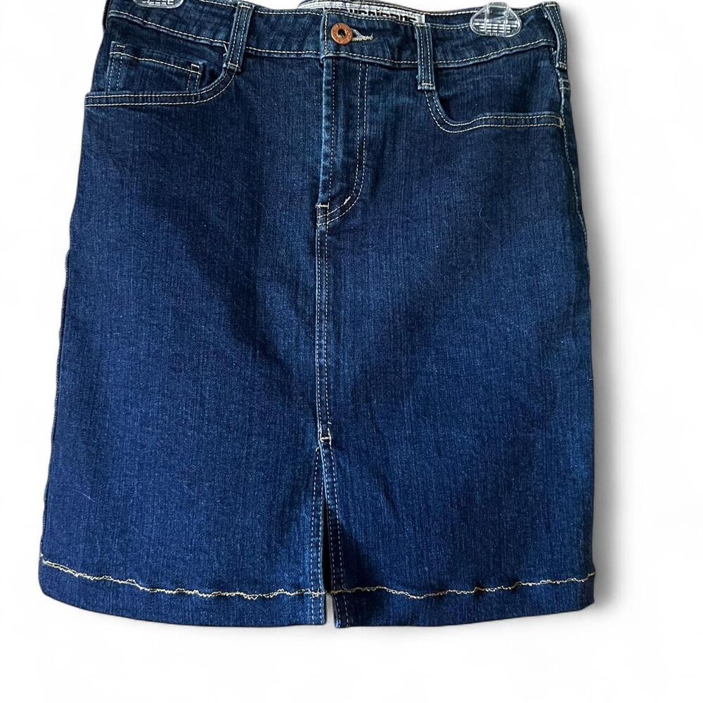 Parasuco Jeans Dark wash denim Mini Skirt W/ Contrast Stitching